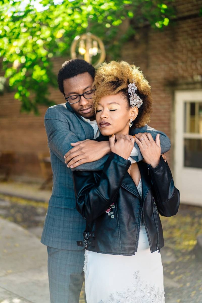 1156760-49082-l-56483yLEBEmu