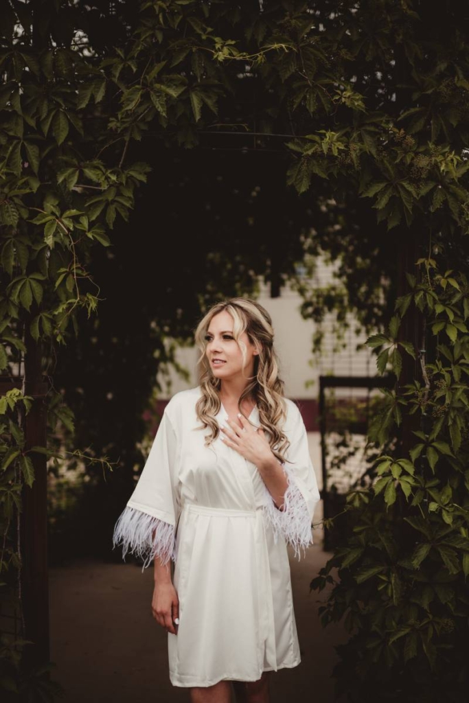 1192046-49067-l-56483jyNEbYT