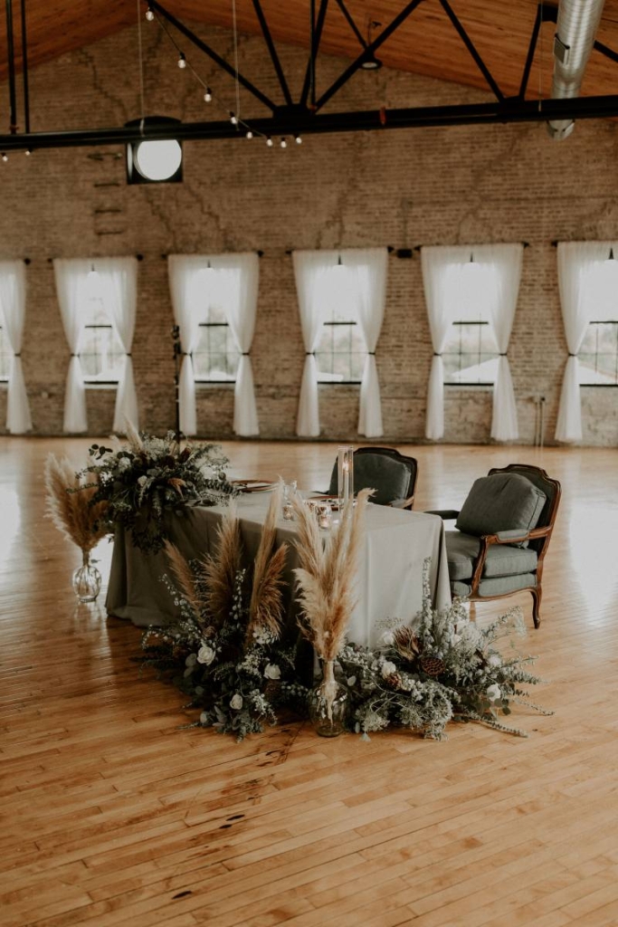 1217283-49109-l-56483u8YWupU