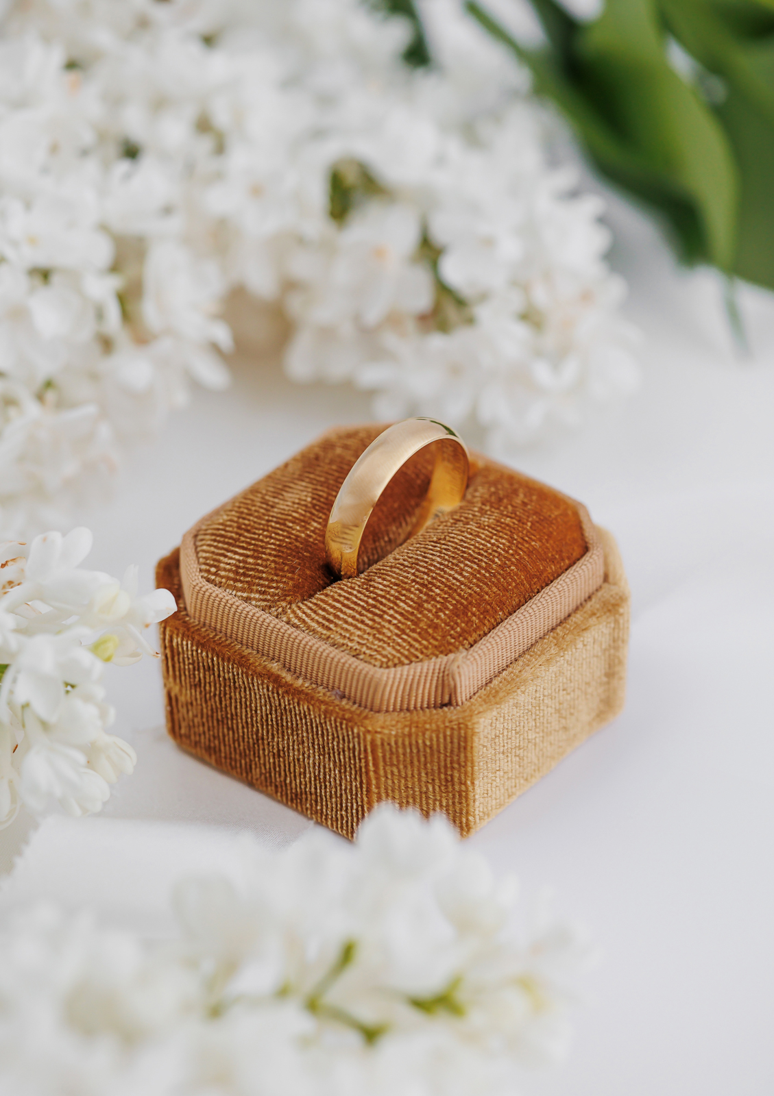 Comfort Fit Band In Yellow Gold