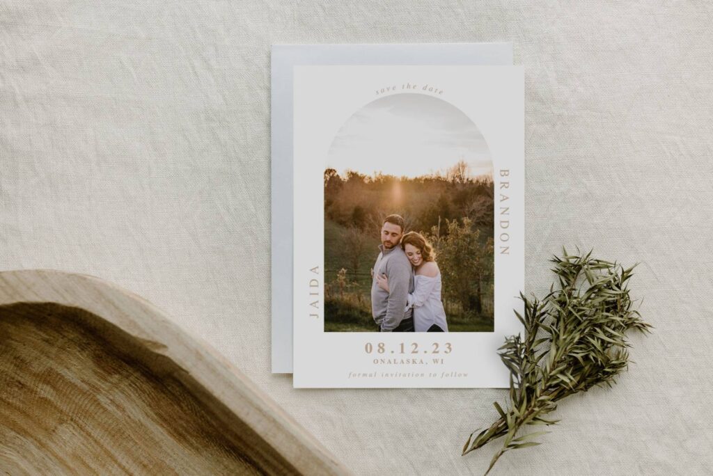 HOW TO CREATE + ORGANIZE YOUR WEDDING GUEST LIST