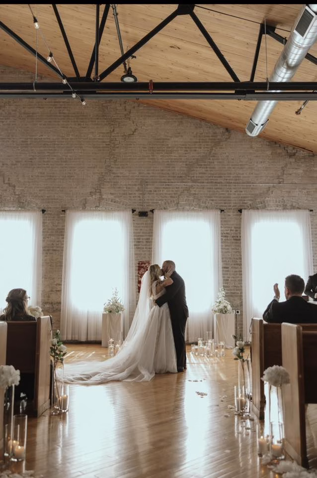 1235608-50026-l-YWeHyzy