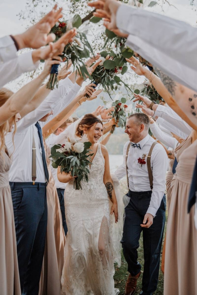 1222035-50051-l-564837eJeLuH