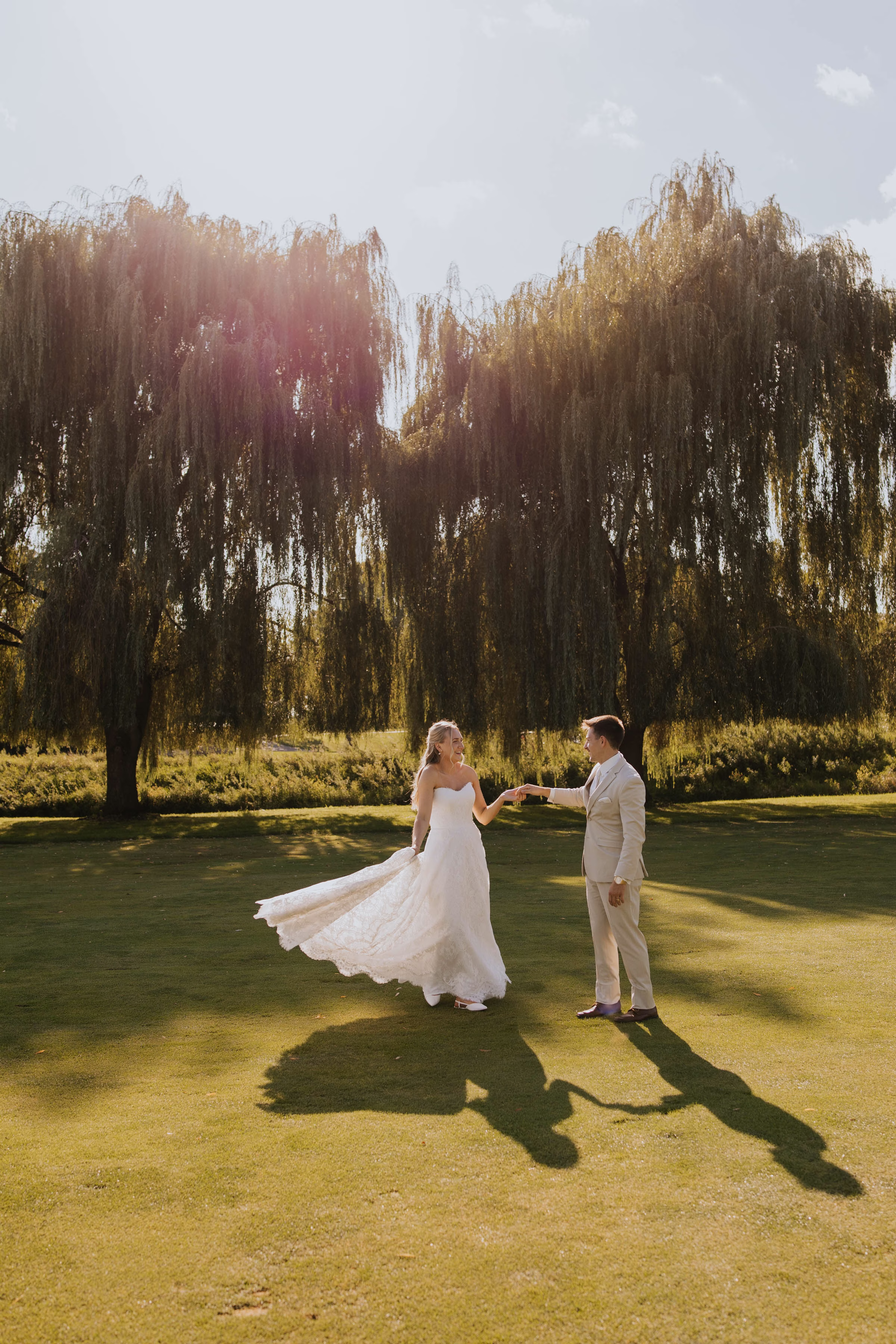 Savannah-Steiger-Photography-wedding-event-photographer-true-life-moody-earthy-pictures-La-Crosse-Wisconsin-6