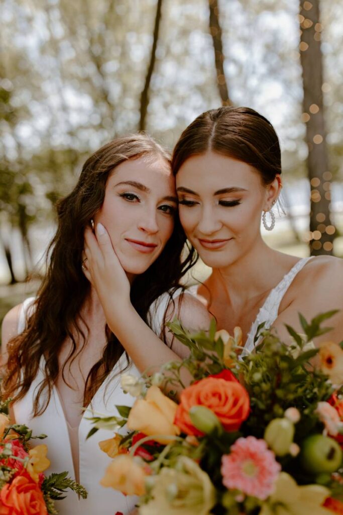 VENDOR SPOTLIGHT | SU CASA SALON & BRIDAL SUITE | LA CROSSE, WISCONSIN WEDDING HAIR + MAKEUP ARTIST