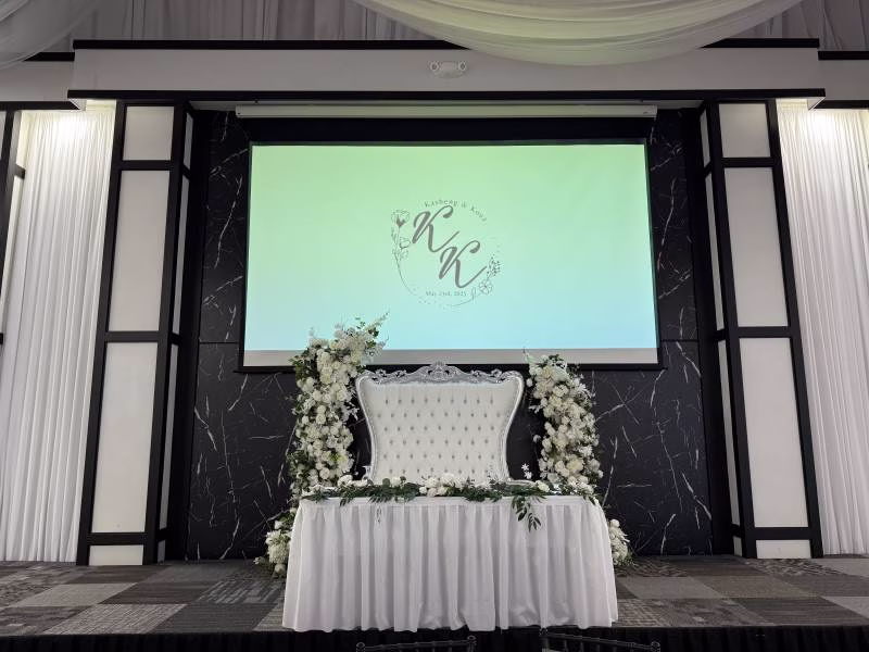 1237873-51640-l-56483ULuGYBe