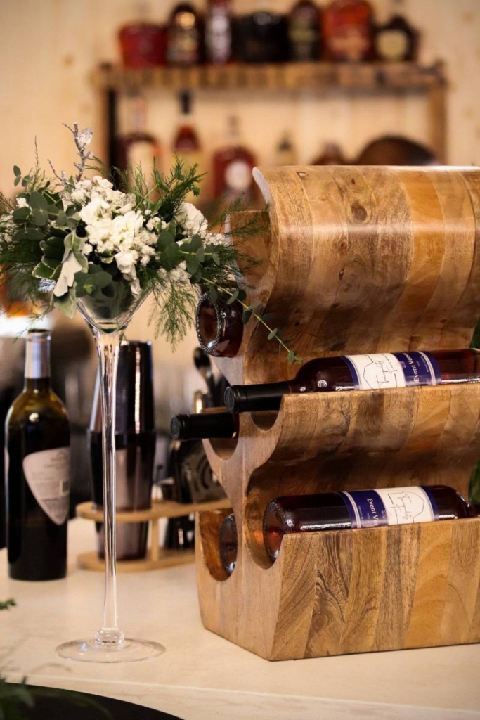 1186899-50063-l-56483ezejeru