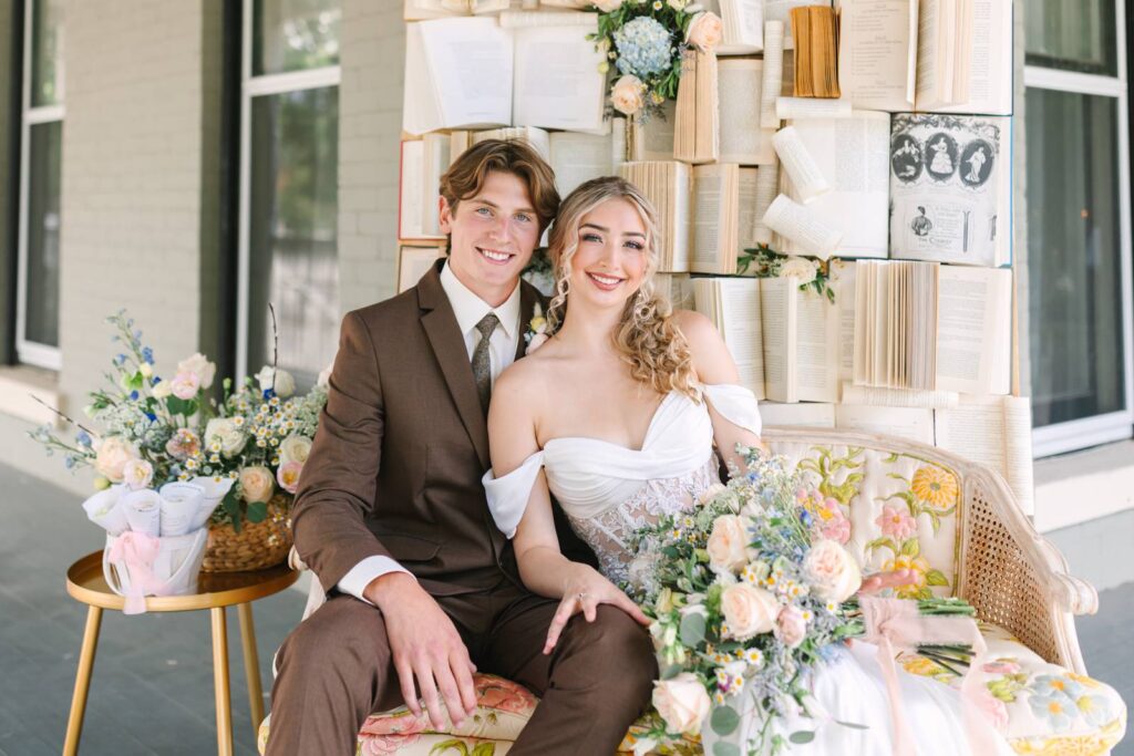 SOFT + ROMANTIC LITERARY COTTAGECORE WEDDING INSPIRATION AT CARGILL-PETTIBONE MANSION IN LA CROSSE, WISCONSIN