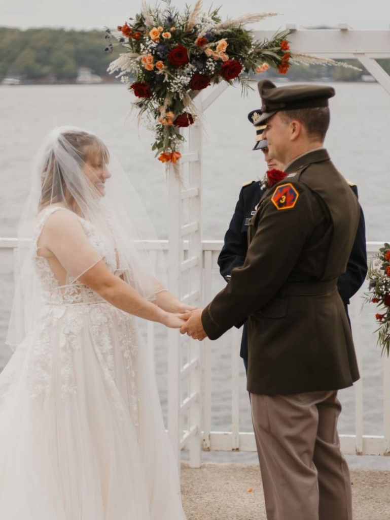 1224083-51066-l-56483eJejYhe