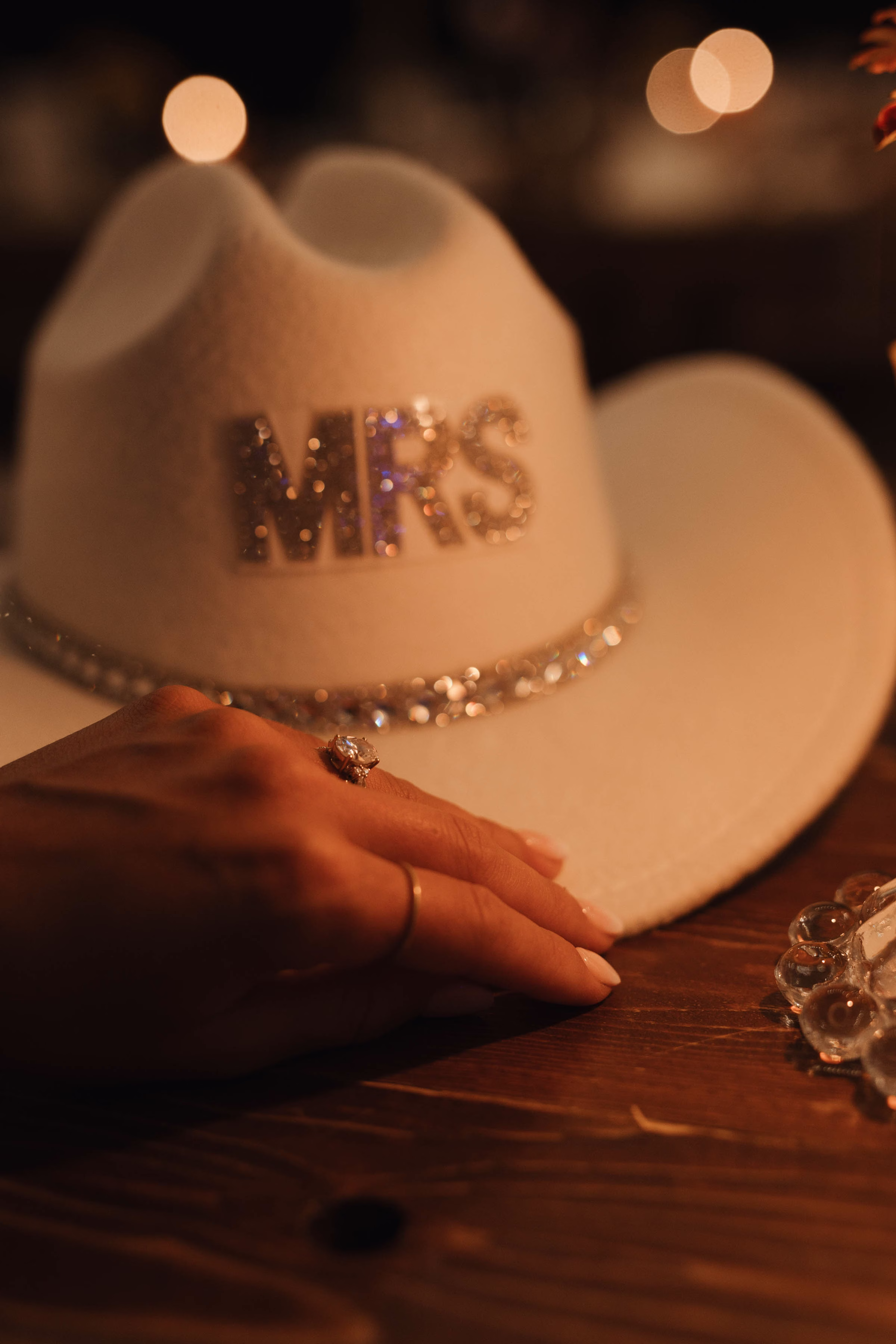 Shelby-D-Photography-wedding-photographer-Arena-Wisconsin-6