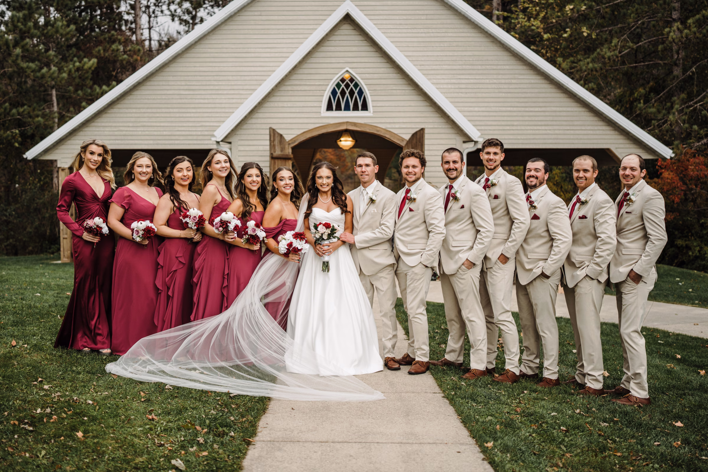 scenic fall wedding winnebago springs minnesota bridesmaids groomsmen 1096 - An Elegant Fall Wedding at Winnebago Springs | Emma & Tyler scenic fall wedding winnebago springs minnesota bridesmaids groomsmen 1096