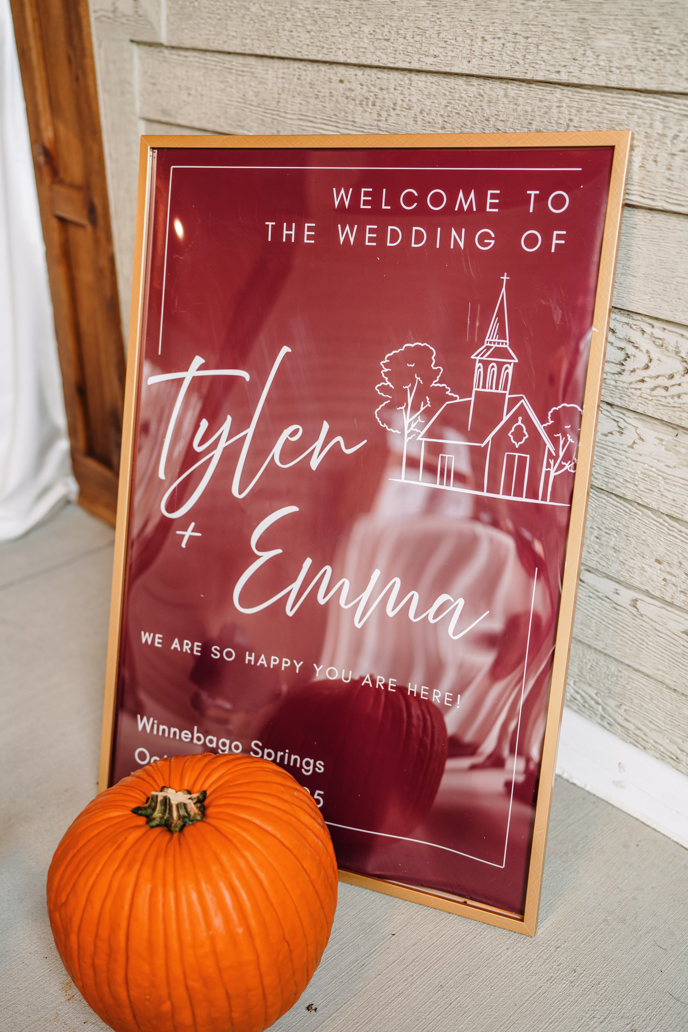 scenic fall wedding winnebago springs minnesota ceremony 3863 - An Elegant Fall Wedding at Winnebago Springs | Emma & Tyler scenic fall wedding winnebago springs minnesota ceremony 3863