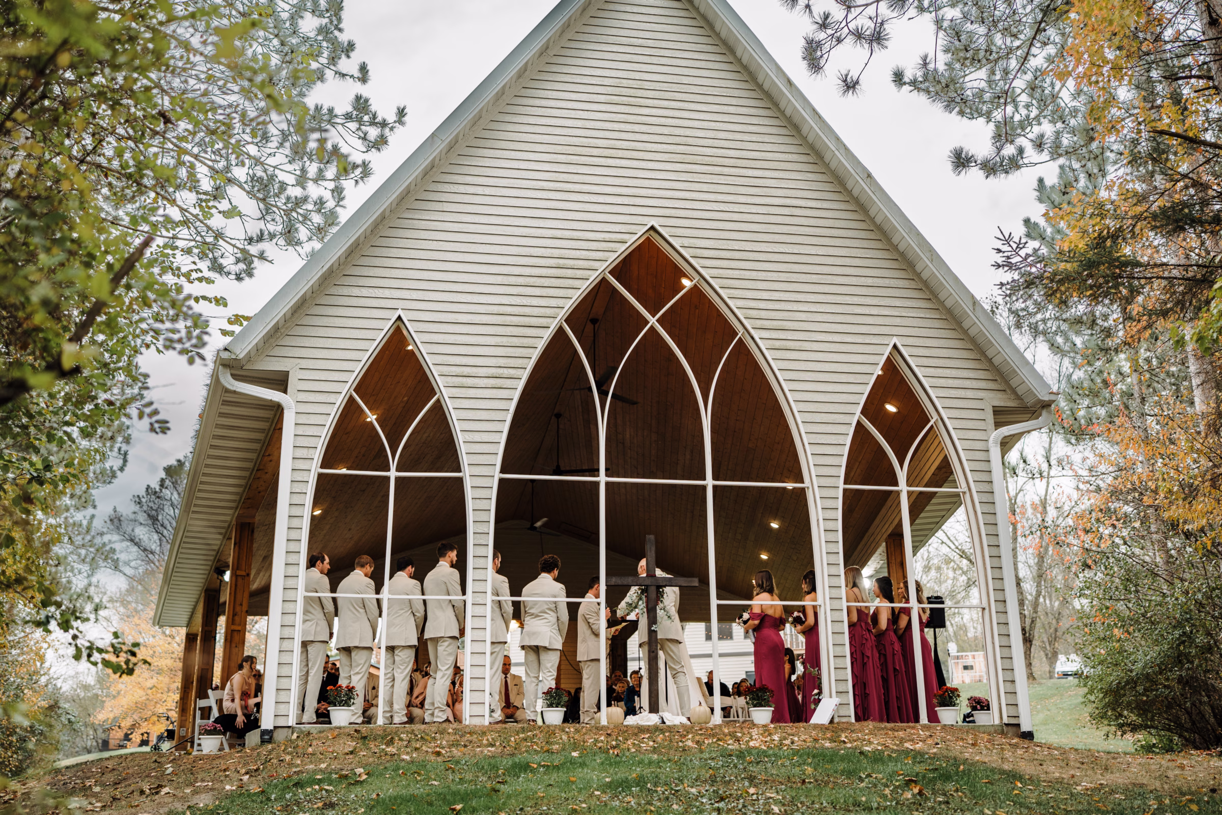 scenic fall wedding winnebago springs minnesota ceremony 4334 - An Elegant Fall Wedding at Winnebago Springs | Emma & Tyler scenic fall wedding winnebago springs minnesota ceremony 4334