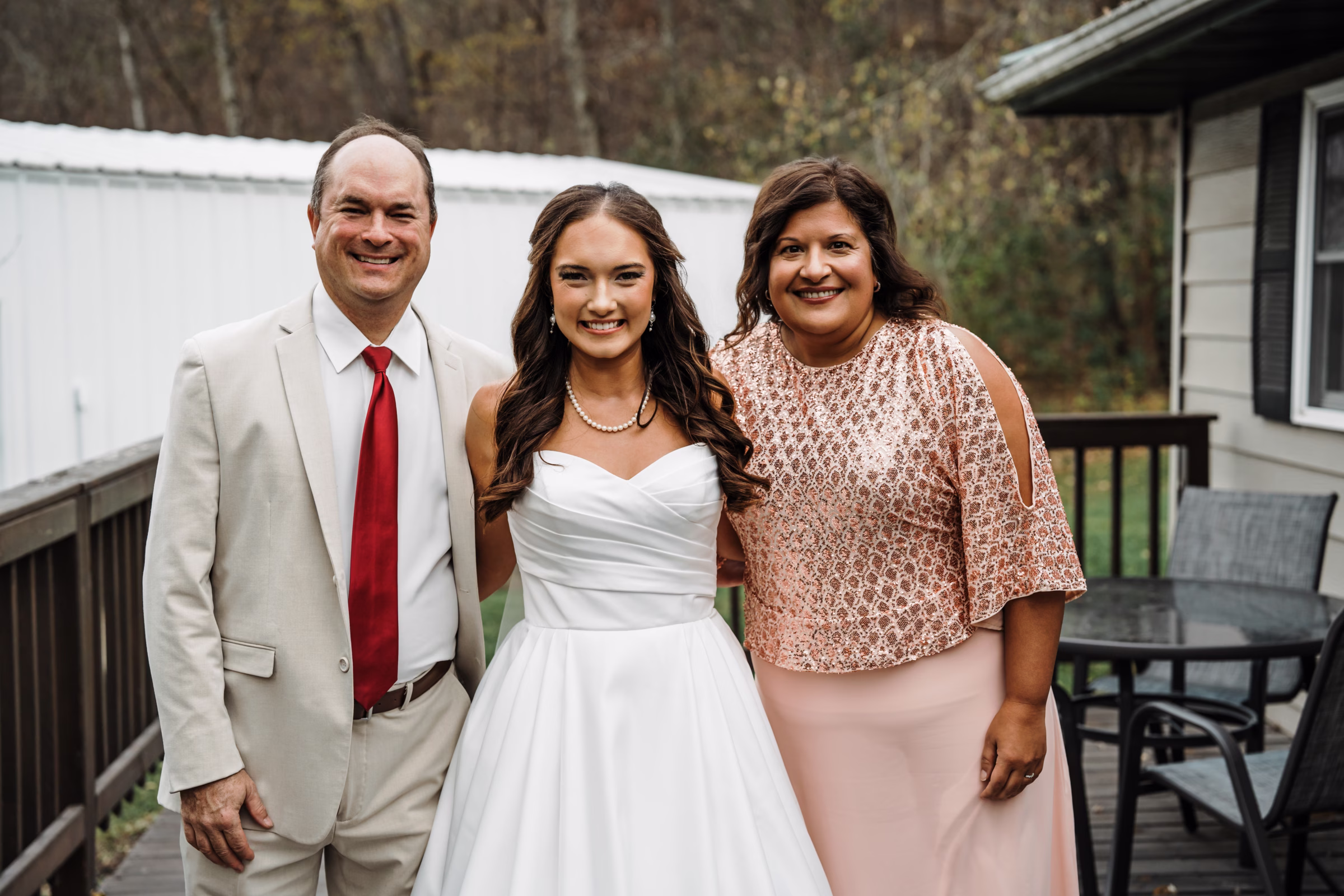scenic fall wedding winnebago springs minnesota family 0517 - An Elegant Fall Wedding at Winnebago Springs | Emma & Tyler scenic fall wedding winnebago springs minnesota family 0517