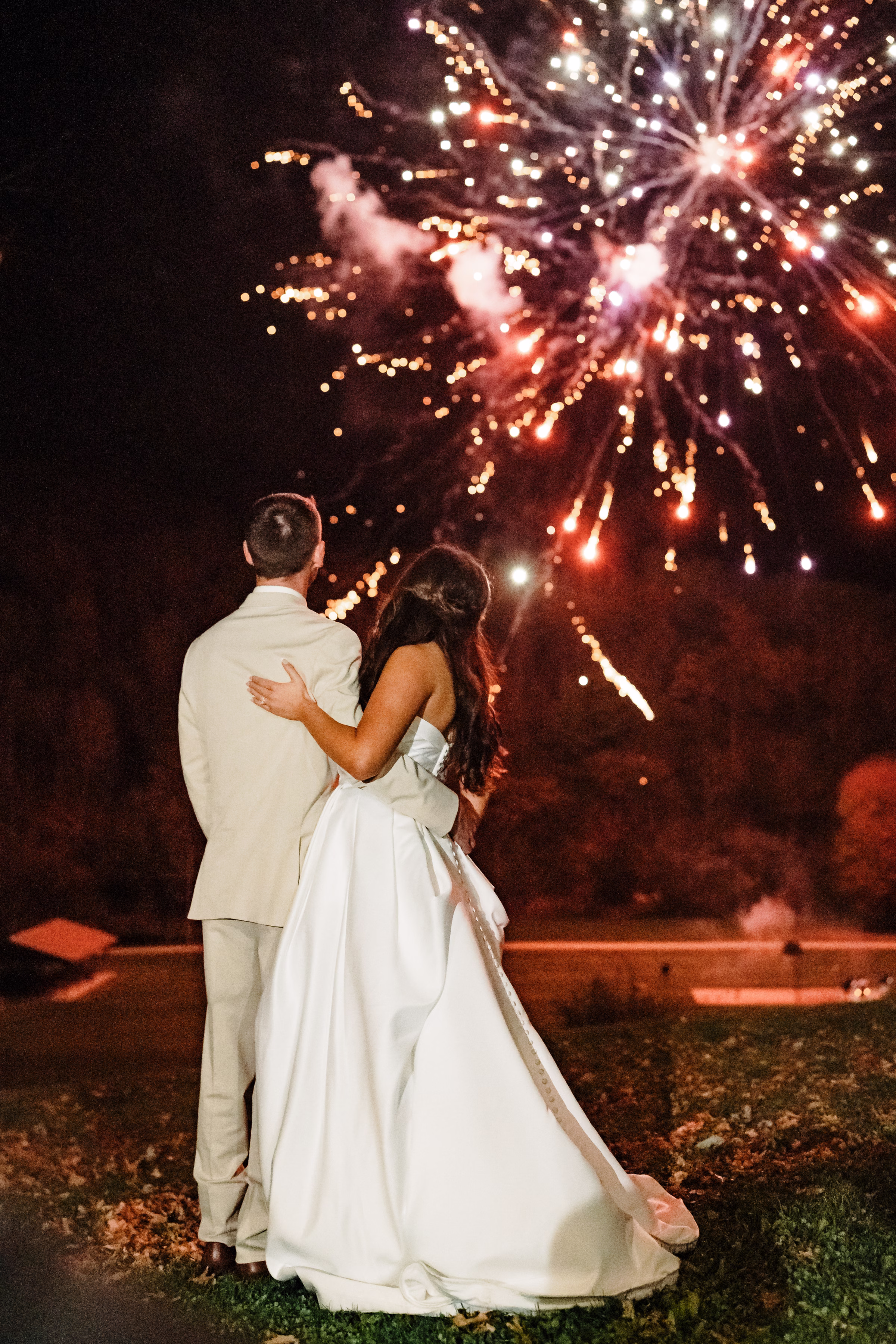 scenic fall wedding winnebago springs minnesota fireworks 3001 - An Elegant Fall Wedding at Winnebago Springs | Emma & Tyler scenic fall wedding winnebago springs minnesota fireworks 3001