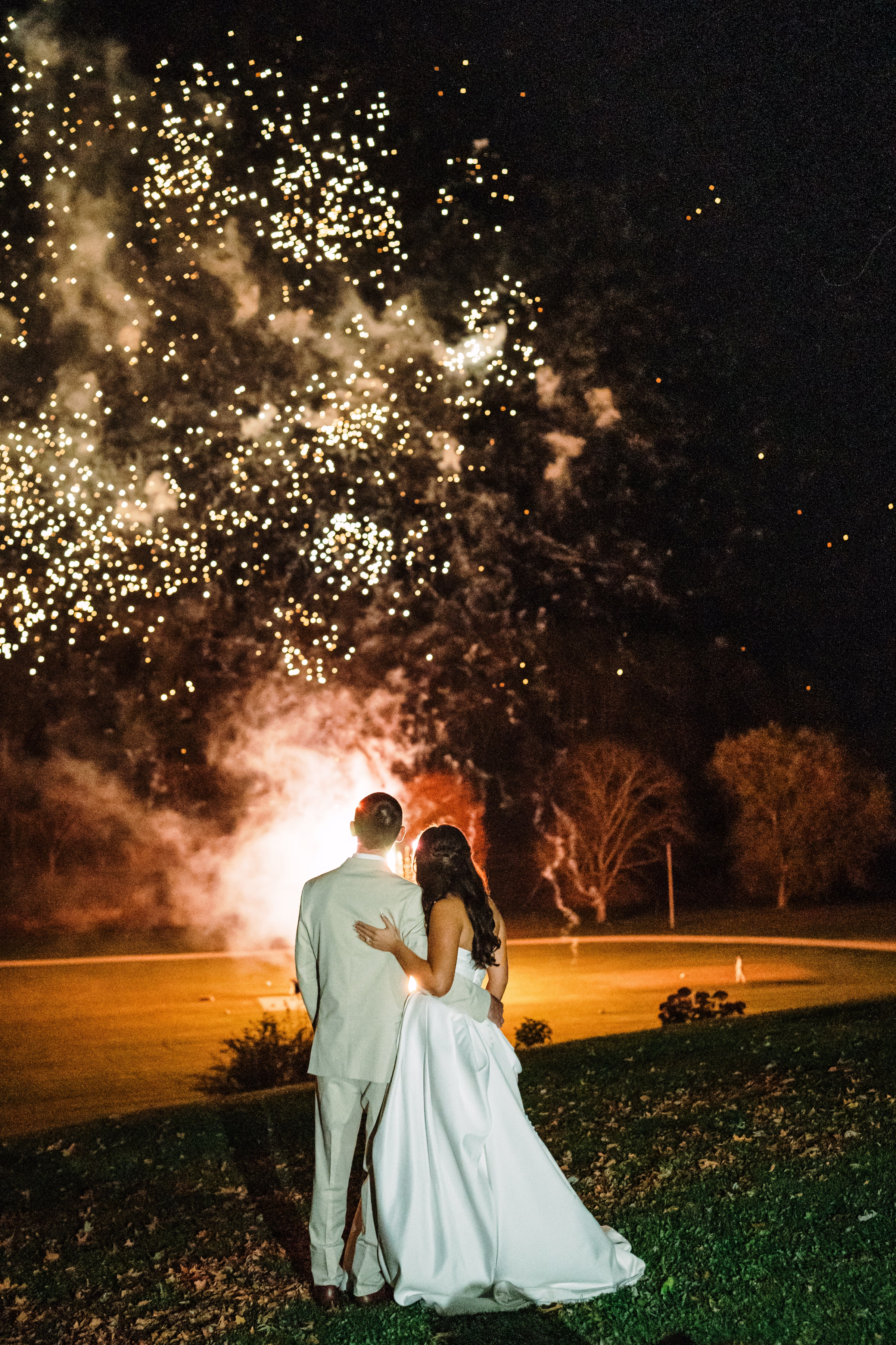 scenic fall wedding winnebago springs minnesota fireworks 3030 - An Elegant Fall Wedding at Winnebago Springs | Emma & Tyler scenic fall wedding winnebago springs minnesota fireworks 3030