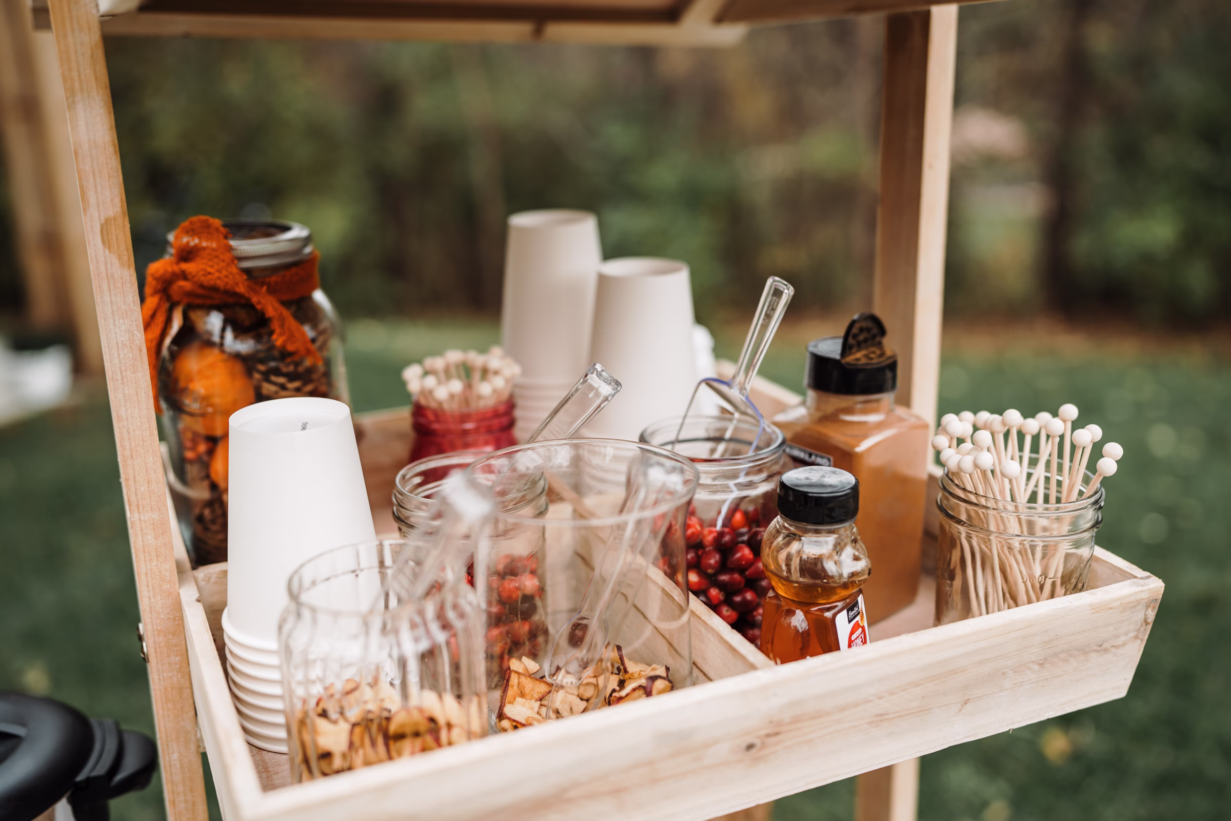 scenic fall wedding winnebago springs minnesota reception 4324 - An Elegant Fall Wedding at Winnebago Springs | Emma & Tyler scenic fall wedding winnebago springs minnesota reception 4324